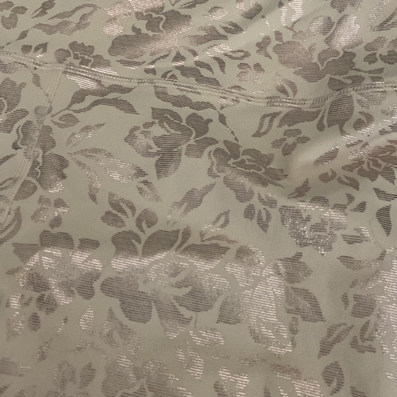 Fabletics PureLuxe size L 7/8 Leggings - Picture 4 of 4